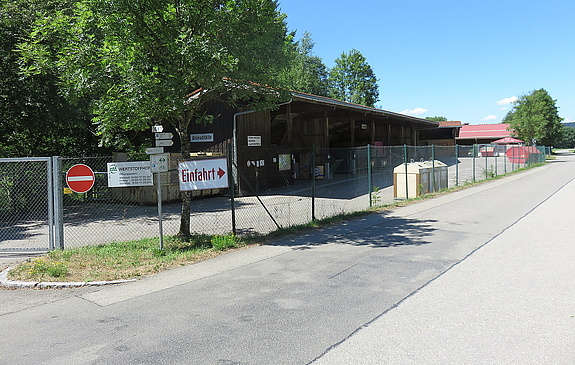 Einfahrt zum Wertstoffhof in Röthenbach