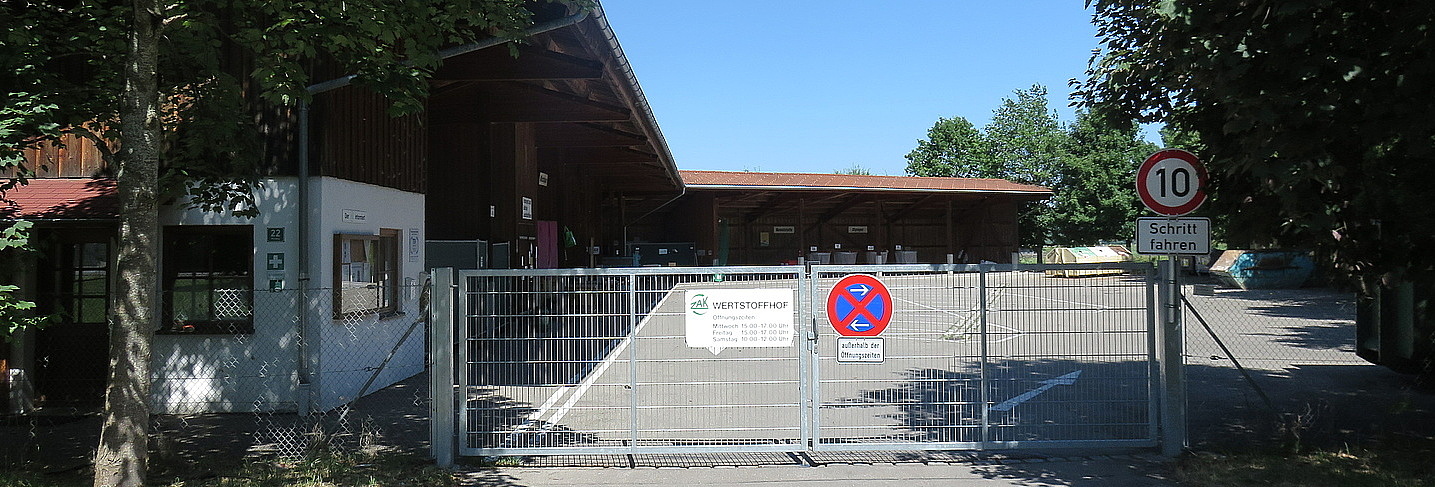 Einfahrt zum Wertstoffhof in Burgberg