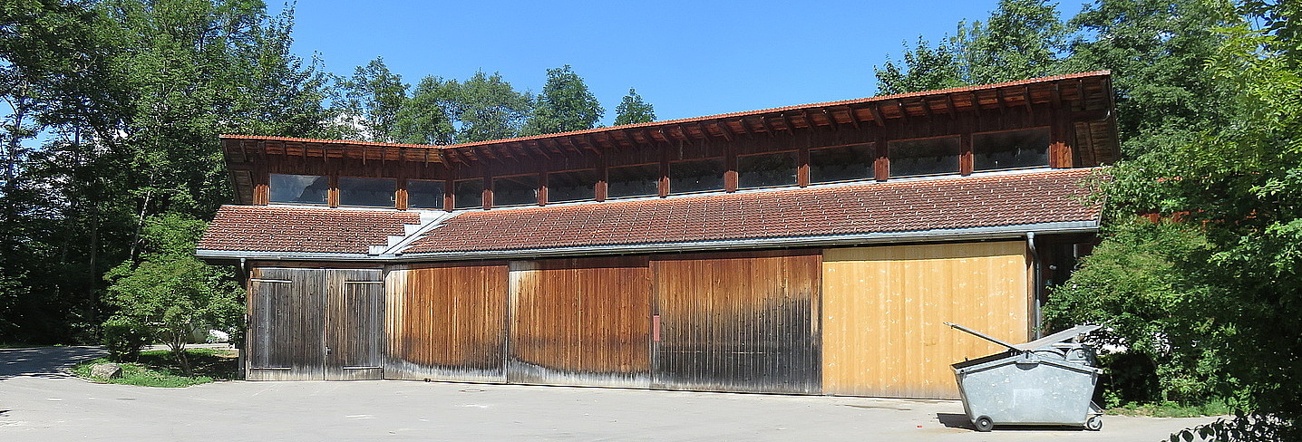 Einfahrt zum Wertstoffhof in Hindelang