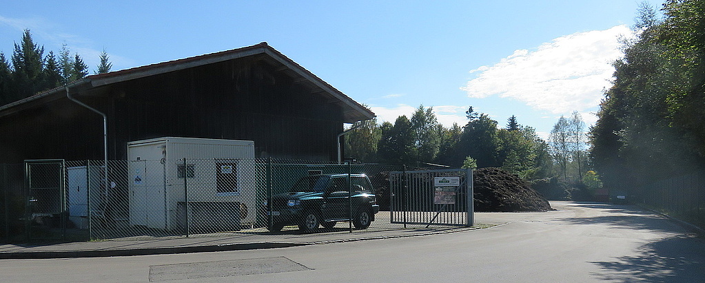 Einfahrt zum Kompostplatz in Weißensberg