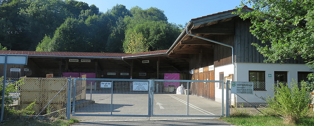 Einfahrt zum Wertstoffhof in Buchenberg