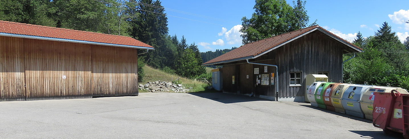 Einfahrt zum Wertstoffhof in Stiefenhofen