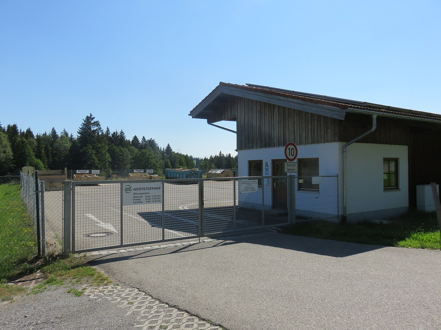 Einfahrt zum Wertstoffhof in Oy-Mittelberg