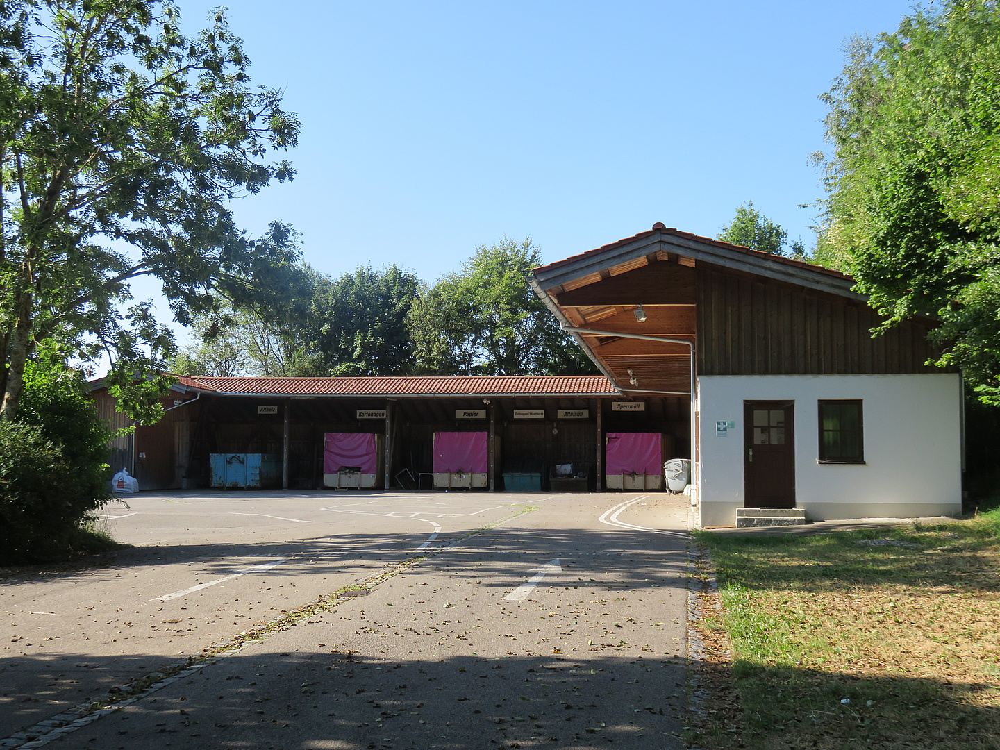 Einfahrt zum Wertstoffhof in Wiggensbach